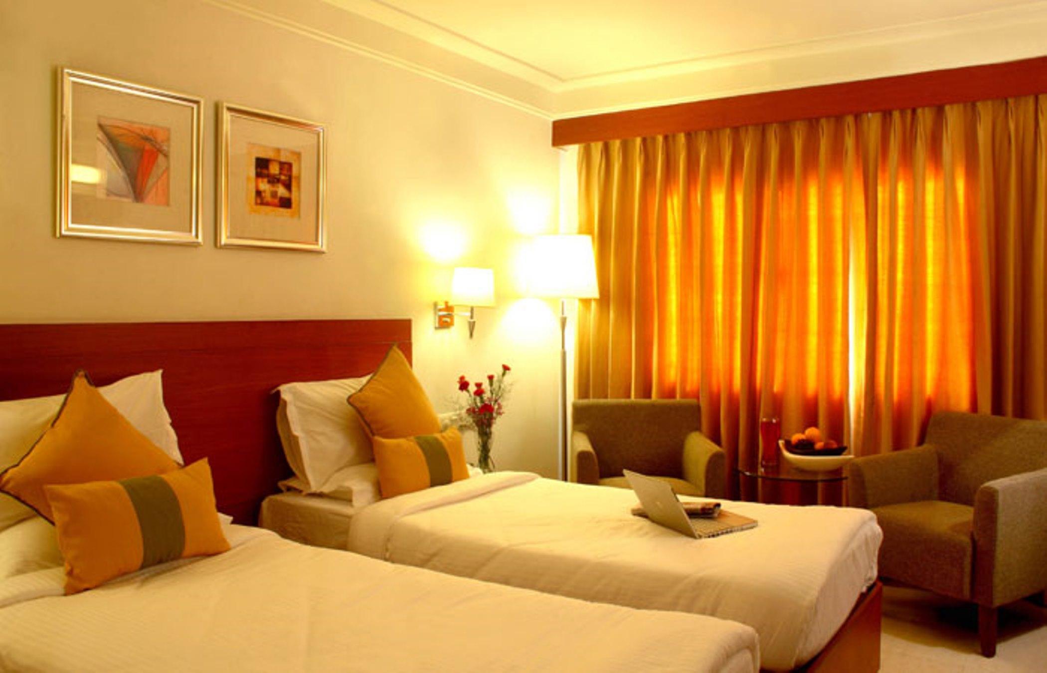 Hampshire Plaza Hotel Hyderabad Exterior foto
