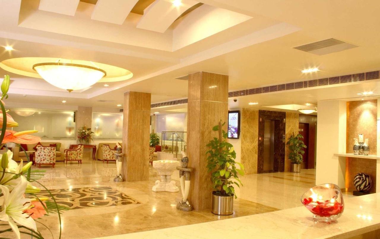 Hampshire Plaza Hotel Hyderabad Exterior foto