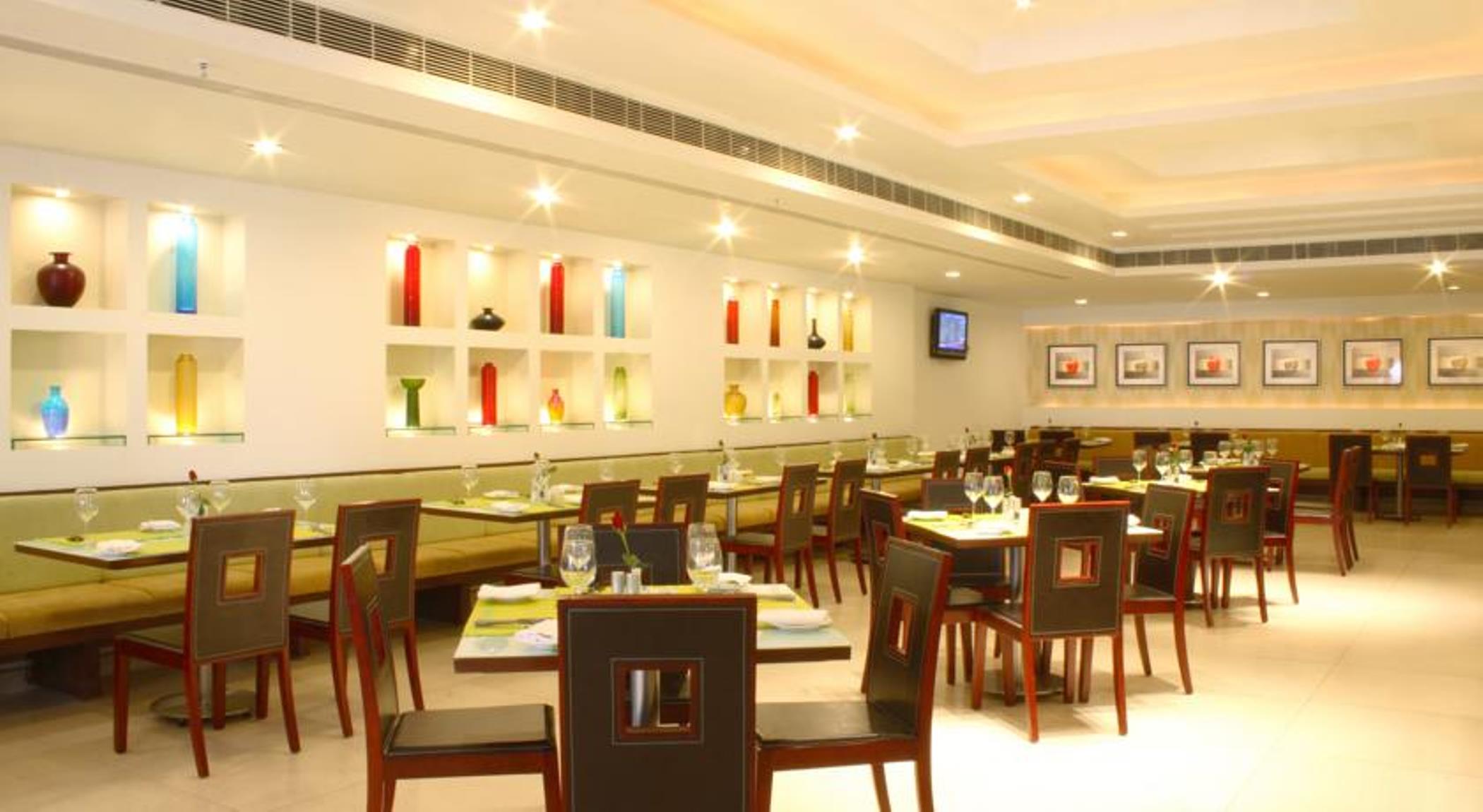 Hampshire Plaza Hotel Hyderabad Exterior foto