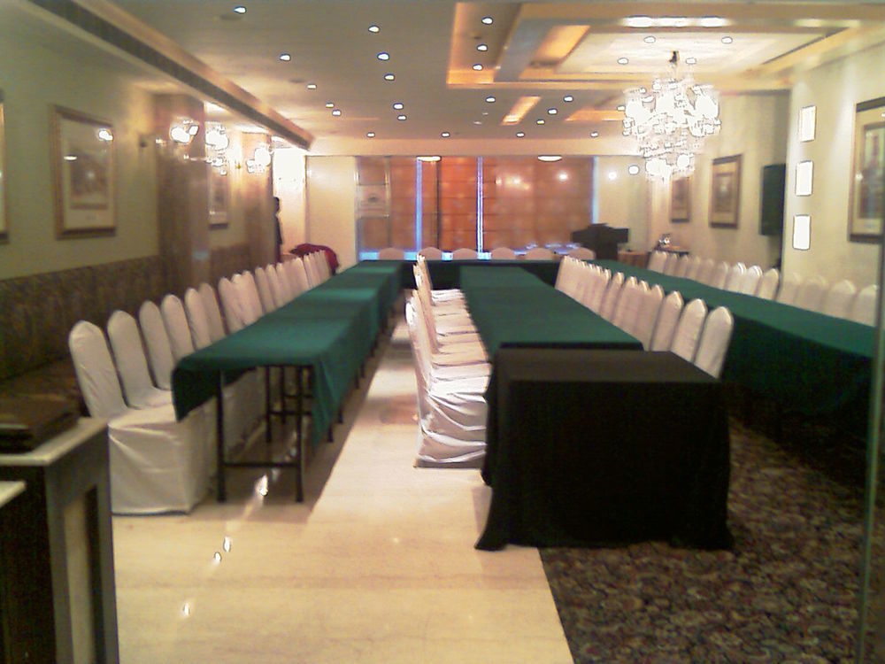 Hampshire Plaza Hotel Hyderabad Exterior foto